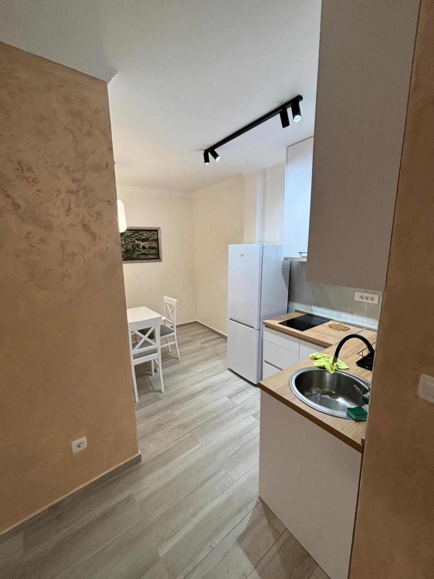 פודגוריצה Petar Apartment מראה חיצוני תמונה