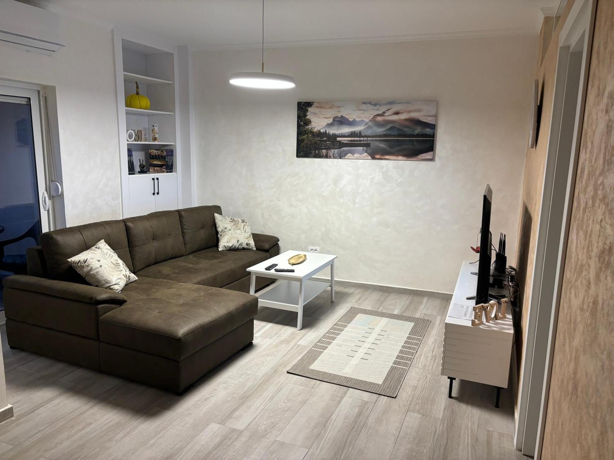 פודגוריצה Petar Apartment מראה חיצוני תמונה