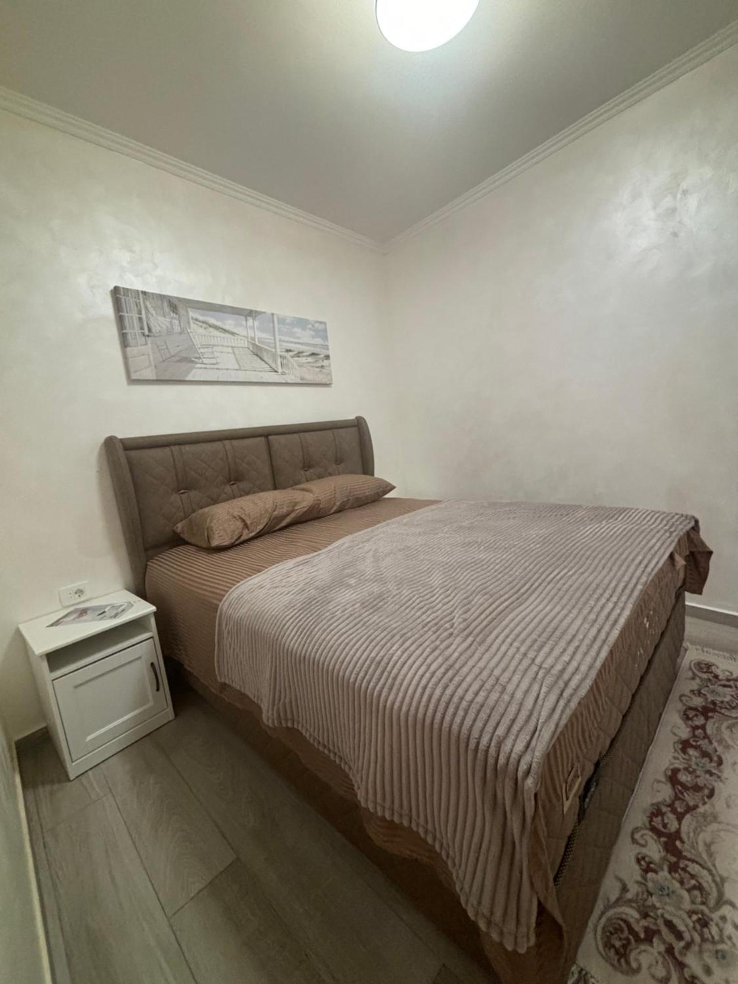 פודגוריצה Petar Apartment מראה חיצוני תמונה